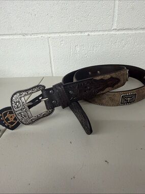 Ariat mens sz 46 Western Tooled Leather Belt with Ornate Silver Buckle - Brown